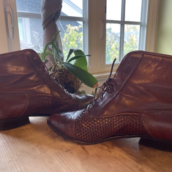 Vintage Italian Leather Ankle boot - Picture 3 of 3